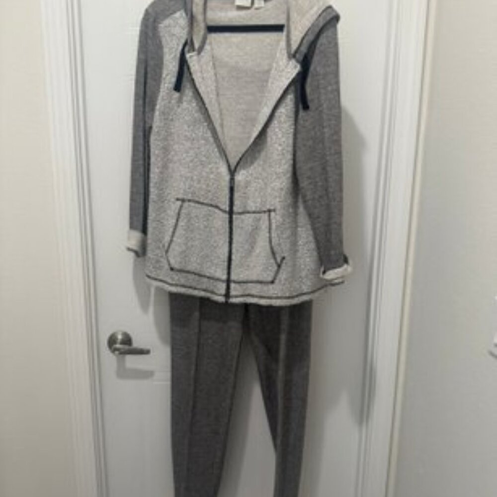 Zenergy By Chico's 2 Piece Lounge Set Jacket Size 3 Pants Size 2